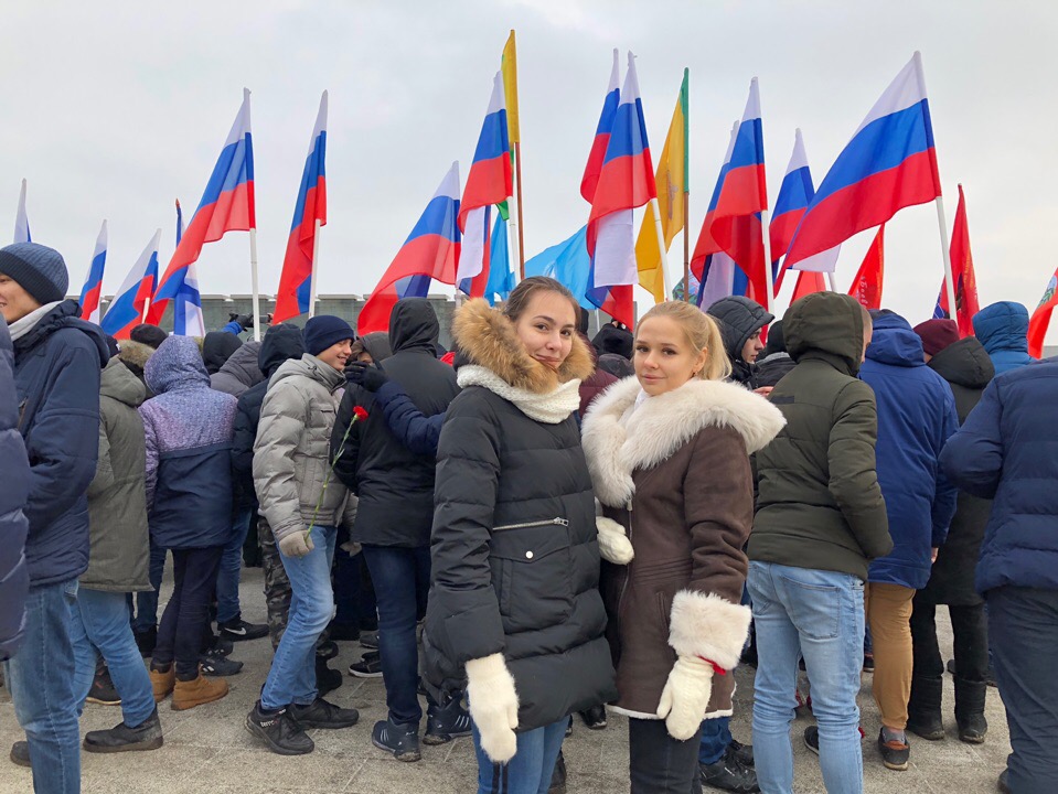 Церемония возложения цветов